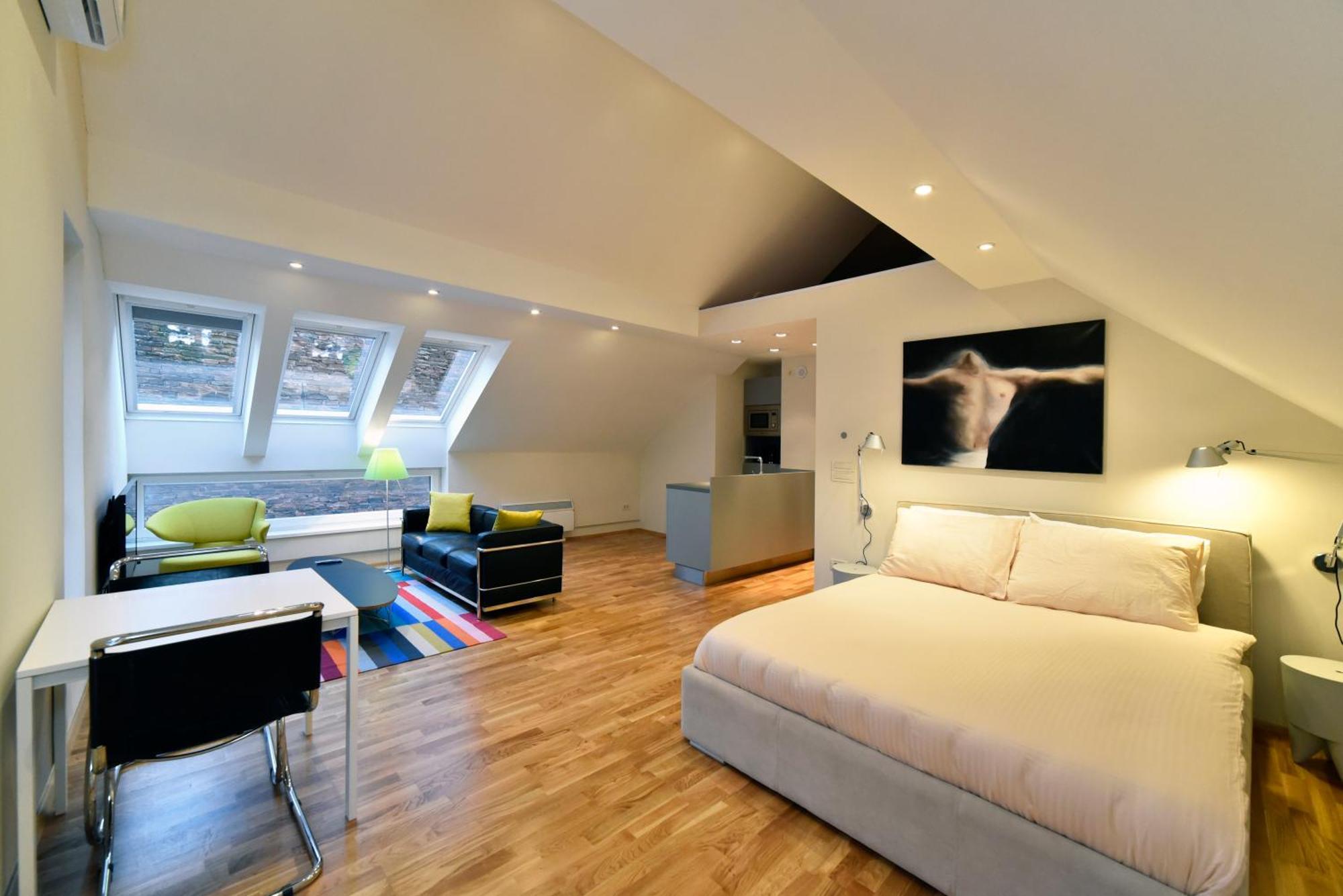 In - Center Apartman